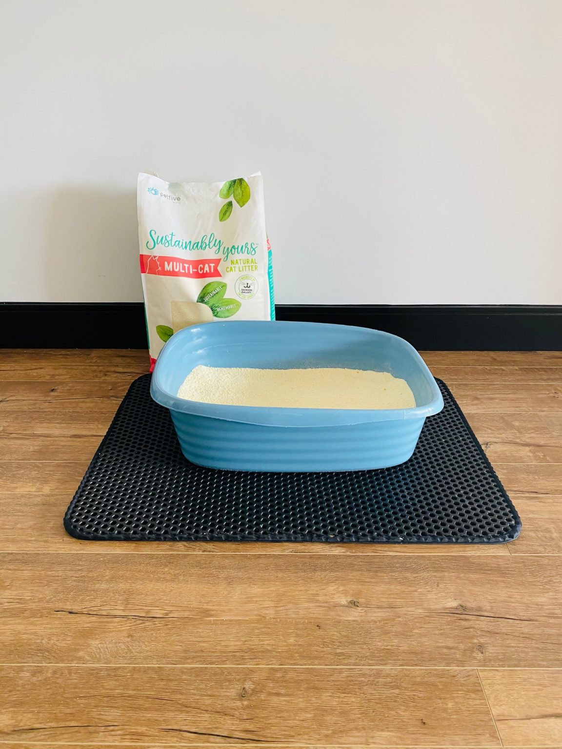 Sustainably Yours Cat Litter Review (worth the money?) Whiskerful Life